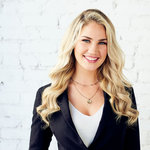 mahfou96z is swapping clothes online from 