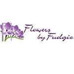 Flowers by Fudgie is swapping clothes online from SARASOTA, FL