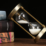 donghocatdecor is swapping clothes online from 