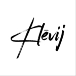 klevij1 is swapping clothes online from 