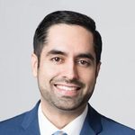 Gregory Hayes is swapping clothes online from 