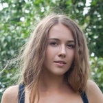 lindaallen643 is swapping clothes online from 