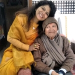 poonam is swapping clothes online from 