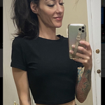 lmun is swapping clothes online from 