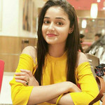 norajay107 is swapping clothes online from 