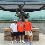 williamdking26 is swapping clothes online from 