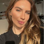 roseeden is swapping clothes online from 