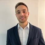 Flayeh Hussein is swapping clothes online from WEST GREENWICH, RI