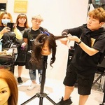Korean hair cut is swapping clothes online from 