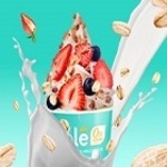 yoleicecream is swapping clothes online from 