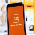 moisesjackson is swapping clothes online from 