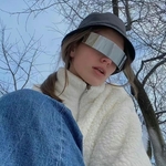 leniurlaub is swapping clothes online from 