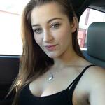 Lisa Jone is swapping clothes online from 