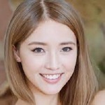 novagomez is swapping clothes online from 