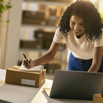 supportsquad is swapping clothes online from 