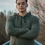 alishahrozekhan1 is swapping clothes online from LONDON, ENGLAND