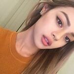 barbaraleroux is swapping clothes online from 