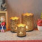 home_decors is swapping clothes online from 