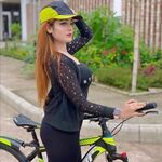 lahoregirls is swapping clothes online from 