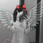 aizaa890 is swapping clothes online from 