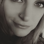 redsliljurt is swapping clothes online from HARRISON, MI