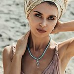 norafatehi3083 is swapping clothes online from 