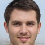 thomasshelbyvhn is swapping clothes online from 