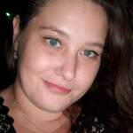 cassanne is swapping clothes online from 