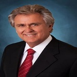 Donald Randolph is swapping clothes online from 