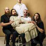 idlesmerch is swapping clothes online from 