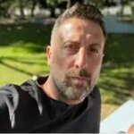 eladdrorpo is swapping clothes online from 