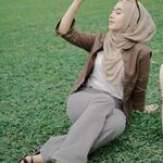 raisahgor is swapping clothes online from 