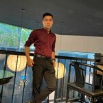 hoang_ngoc_canh is swapping clothes online from 