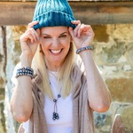 thefreshwaterpearl is swapping clothes online from 