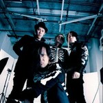 balzacmerch is swapping clothes online from 