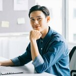 Điều Anh is swapping clothes online from 