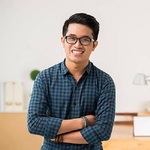 Phan Anh Thái is swapping clothes online from 