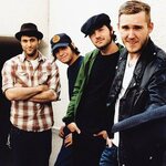 gaslightanthemmerch is swapping clothes online from 