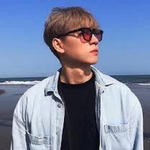 phamvanvinh is swapping clothes online from 