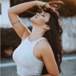 eltapouros75 is swapping clothes online from 