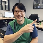 Nguyễn Hoàng Vinh is swapping clothes online from 