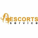 Call Girls in Noida is swapping clothes online from 