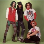 janesaddictionmerch is swapping clothes online from 