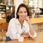 CEO Khởi Thúy is swapping clothes online from 