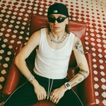 pesoplumamerch is swapping clothes online from 