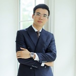 Lại Vân Huy is swapping clothes online from 