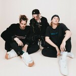 chaseatlanticmerch is swapping clothes online from 