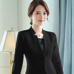 Đình Mai Châu is swapping clothes online from 