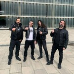 rottingchristmerch is swapping clothes online from 