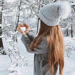 mariakristen is swapping clothes online from 